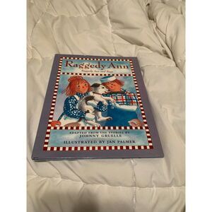 Raggedy Ann & Raggedy Andy – Kohl’s Cares Hardcover Children’s Book